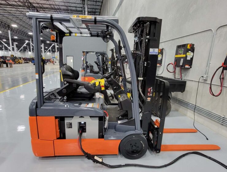 Electric Forklift Battery Supply in Abu Dhabi
